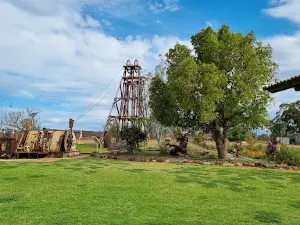 Fort Bourke Hill Lookout, Peak Gold Mines