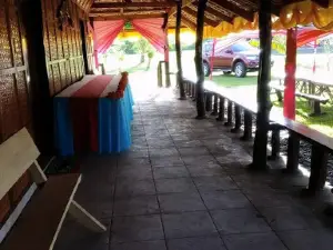Sunrise Beach Resort