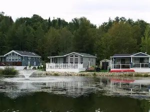 Spring Valley | A Parkbridge Cottage & RV Resort