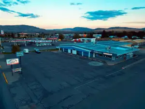 Valley Lanes Bowling and Arcade