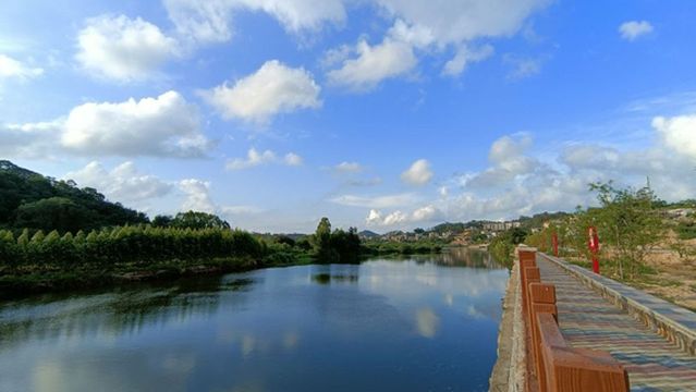 Lindai Moon Bay Ancient Volcano Geological Park