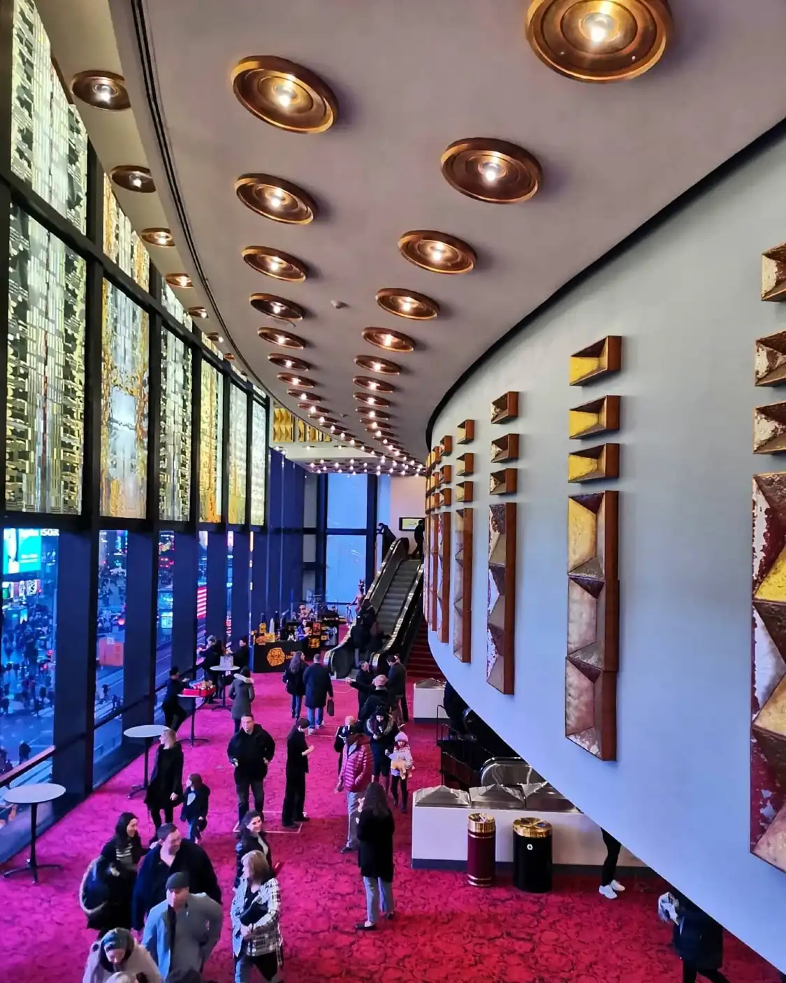 Hotels near Broadway Theatre