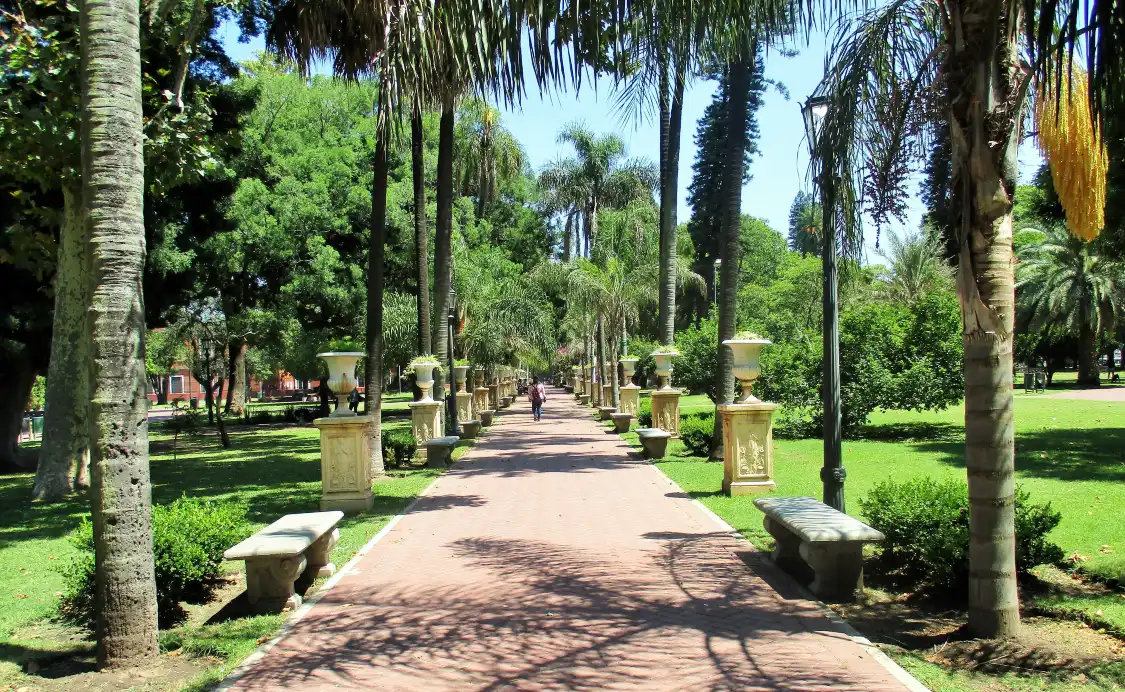 Hotels near Parque Lezama