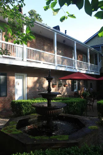 Anchuca Mansion