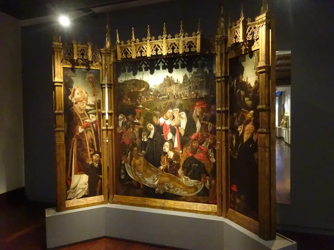 Hotels near Alberto Sampaio Museum