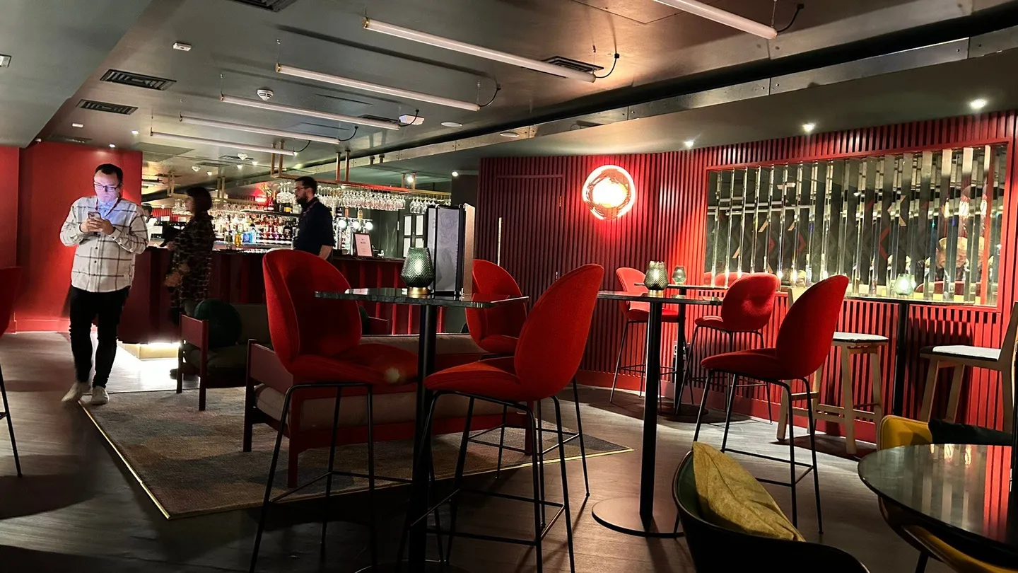 2_First Direct Bank Arena