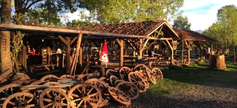 デュズジェのホテル