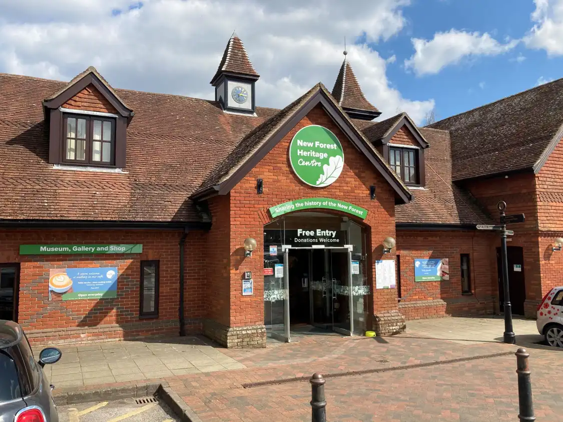 Hotels near New Forest Heritage Centre