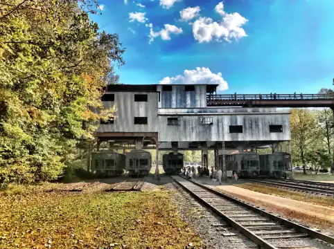 麥克雷里縣酒店