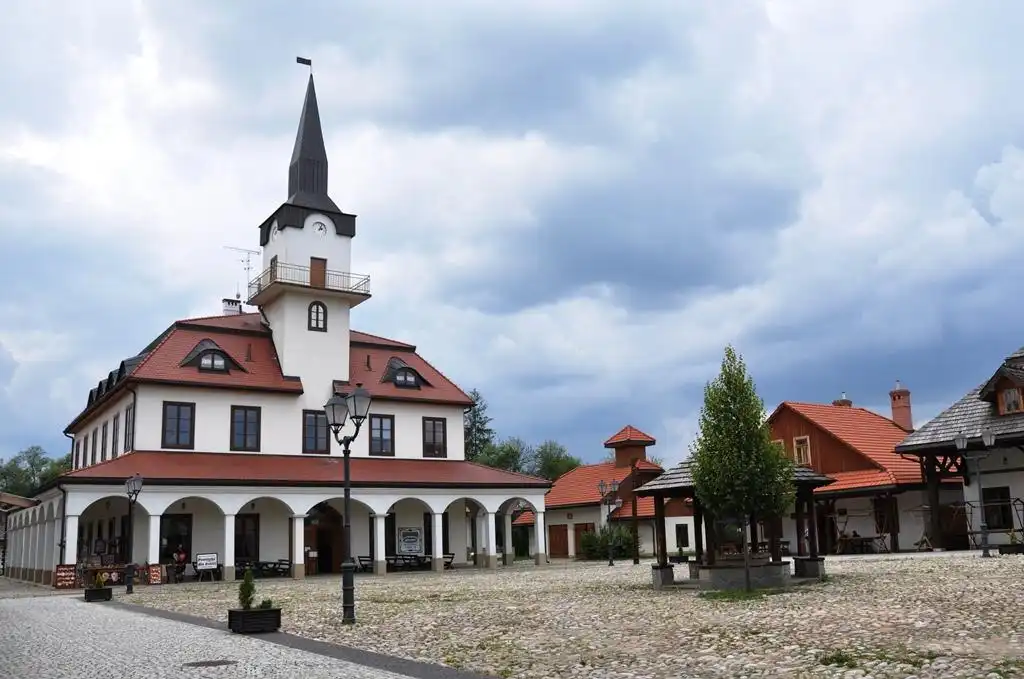 Отели рядом с достопримечательностью «Nowy Sacz Museum»