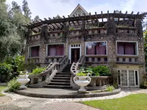 Wonder House