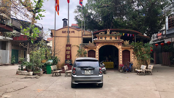 Đền Cột Cờ