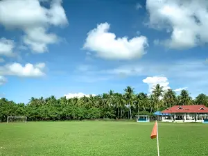 Lapangan Sepak Bola Tikke