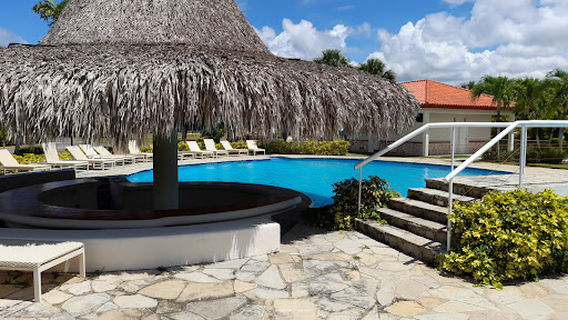 Metro Country Club - Club House