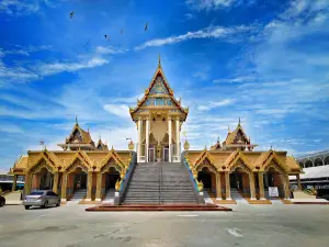 Phanthai Norasing Shrine