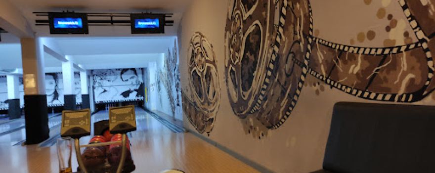 Bowling. Entertainment center Aurora