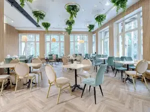 Park-Otel' Khvoya