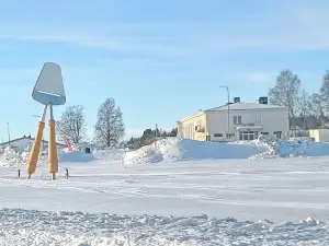 Worlds Largest Cheese Slicers