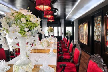 ELISA FLOATING RESTAURANT