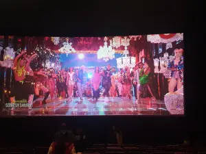 Magnum CARNIVAL CINEMAS