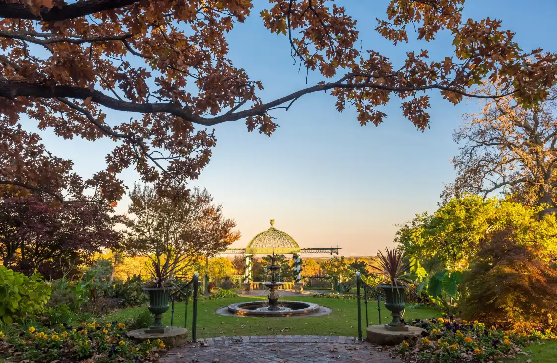 Hotels near Gilcrease Museum