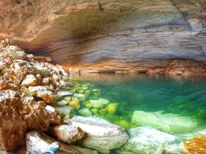 Heet Cave