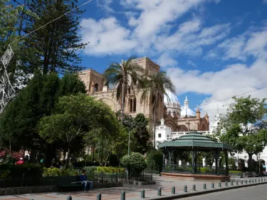 Plaza Abdon Calderon