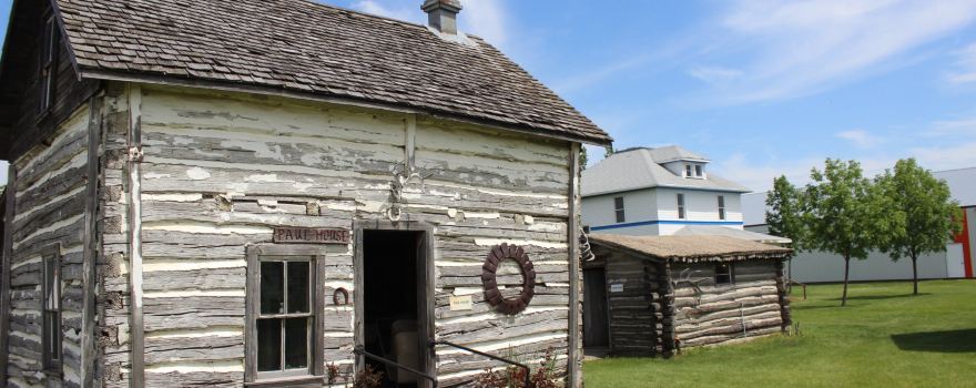 Fort La Reine Museum