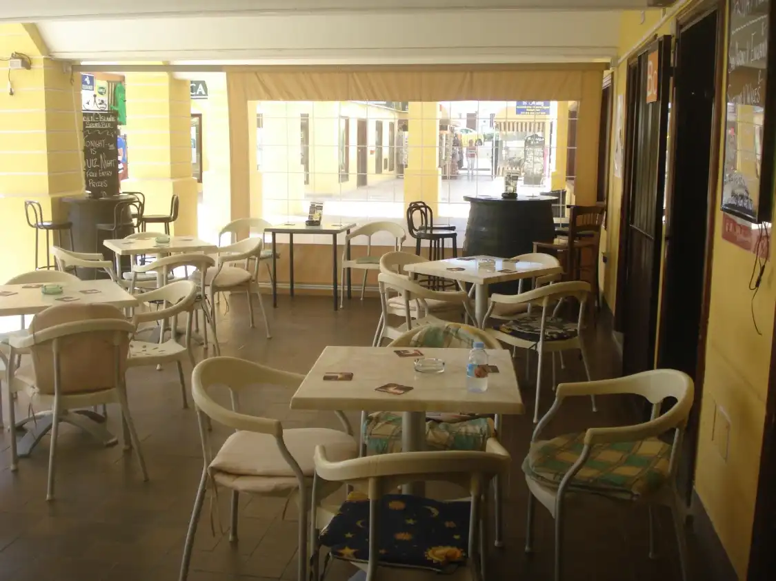 Hotels near Seven Islands Sports Bar