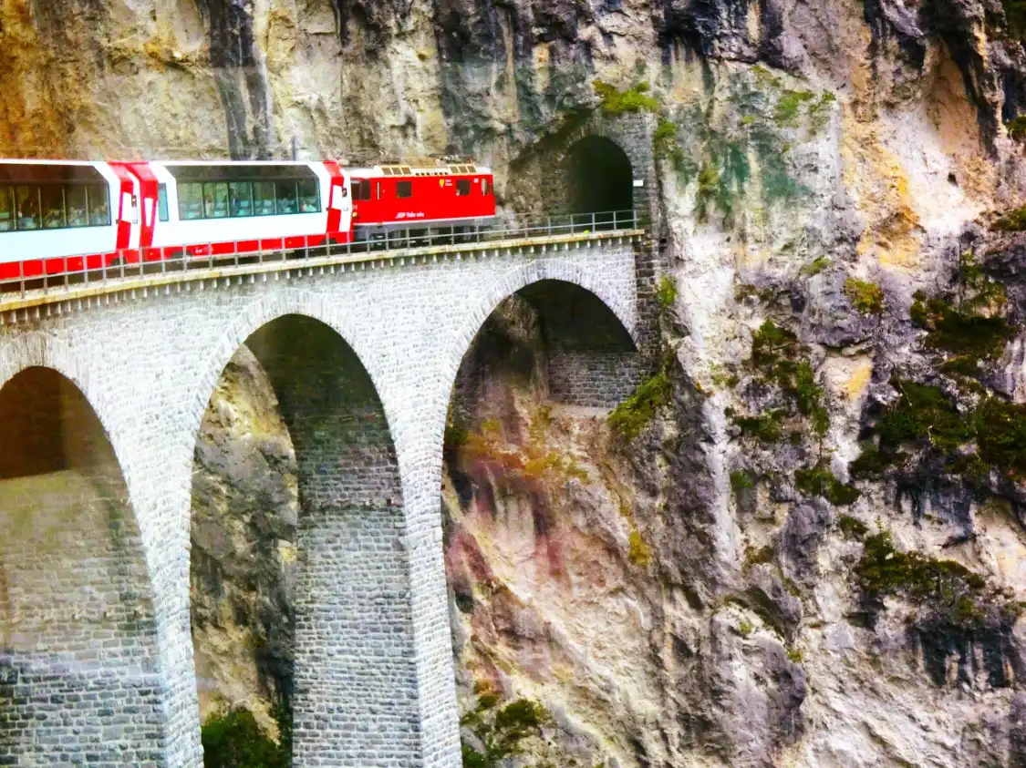 Hotels near Landwasser Viaduct