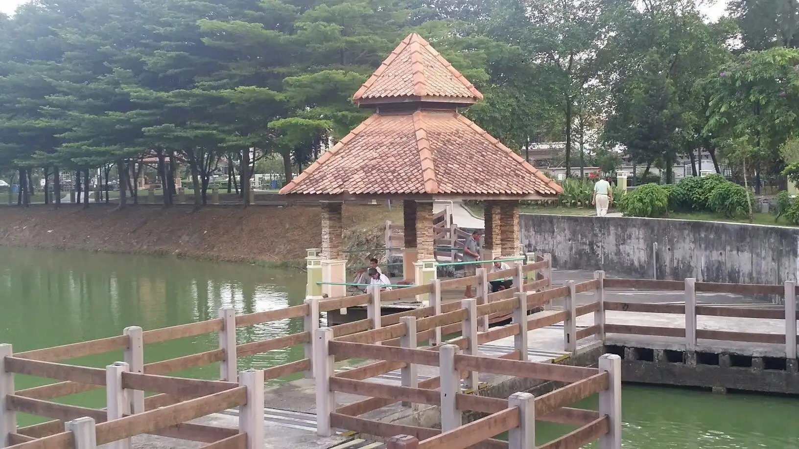 Hotels near Taman Aman Park