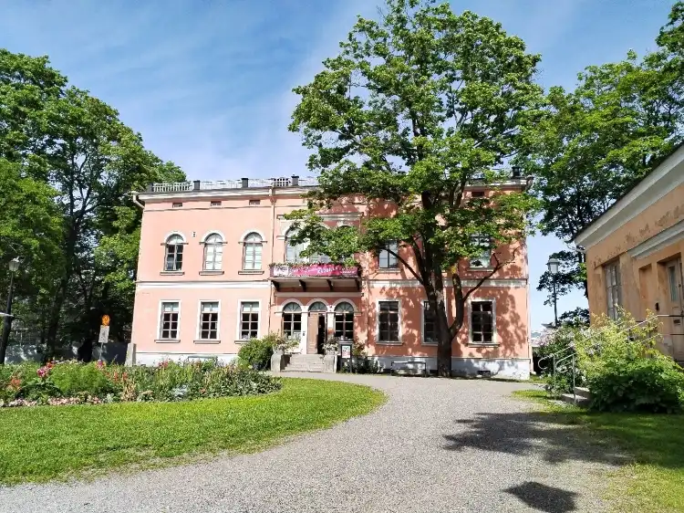 Hotels in der Nähe von Hakasalmi Villa