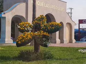 Las Arboledas Park