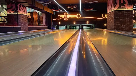 BowlnRoll