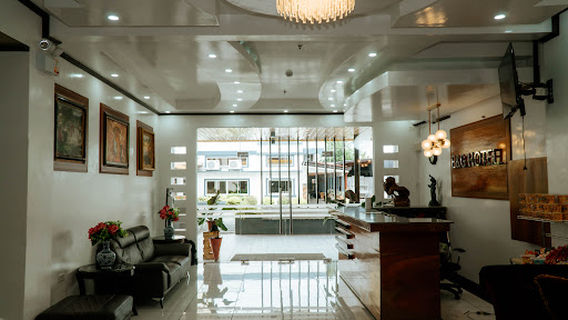 E & G Convention Center