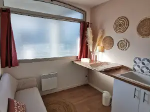 Au Bien Naître