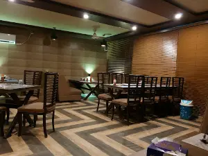 Zam Zam Restaurant & Mart