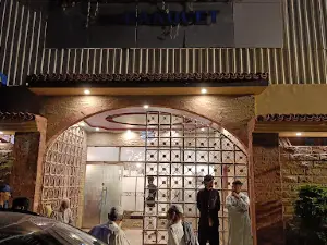 Star Crescent Lawn "A"