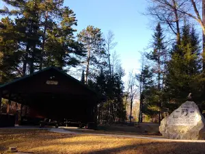 Memorial Park Dunbar WI