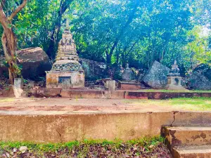 Aukana Rajamaha Viharaya