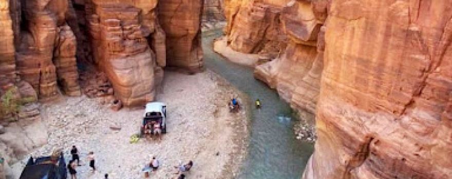 Wadi al hassa hiking trail