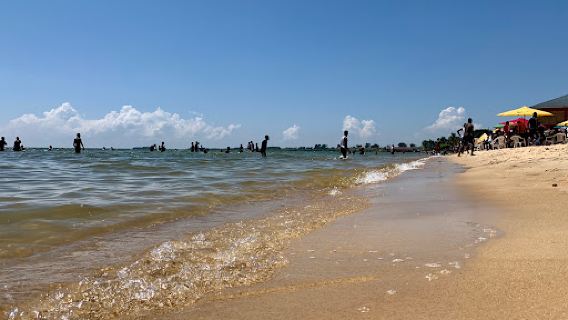 White Sands Beach