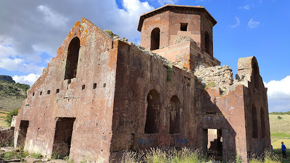 Kızıl Kilise