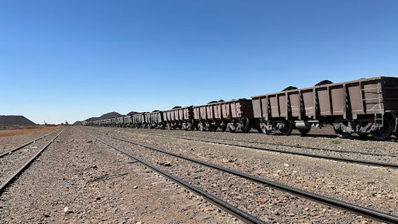 Iron Ore Train Hop-on Point