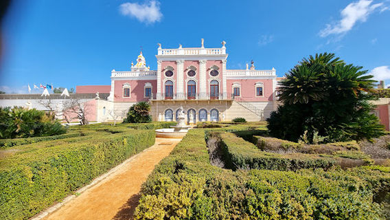 Garden of the Palace of Estoi