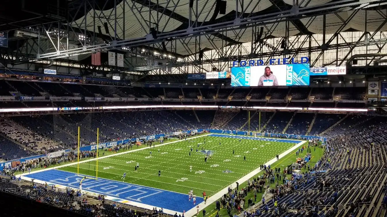 Hotel dekat Ford Field