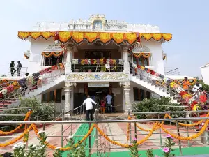 Sri Sai Sannidhi
