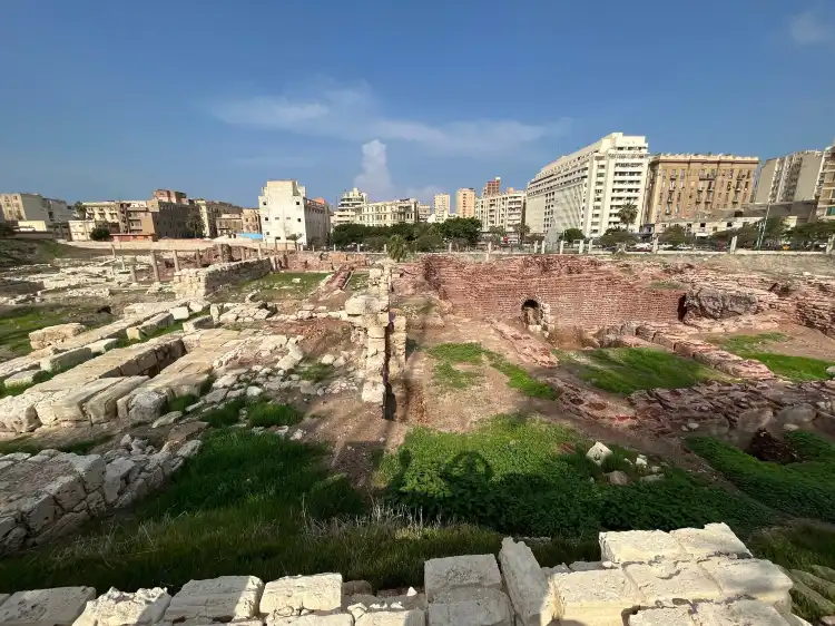 Hotels near Ancient Roman Theatre