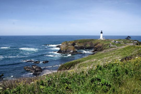 Yaquina Bay Lighthouse