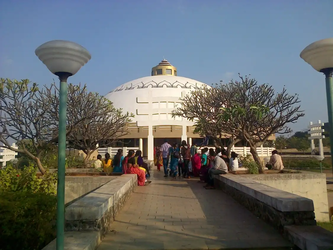 Hotels near Dadasaheb Phalke Smarak